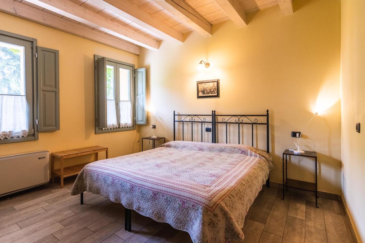 Agriturismo Cascina Pezzolo Lodi Exterior photo