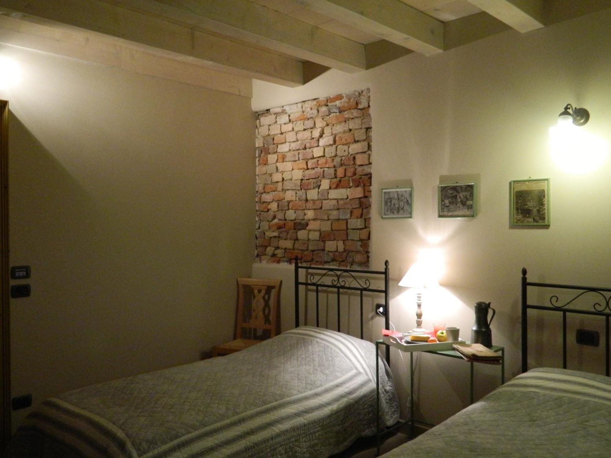 Agriturismo Cascina Pezzolo Lodi Room photo